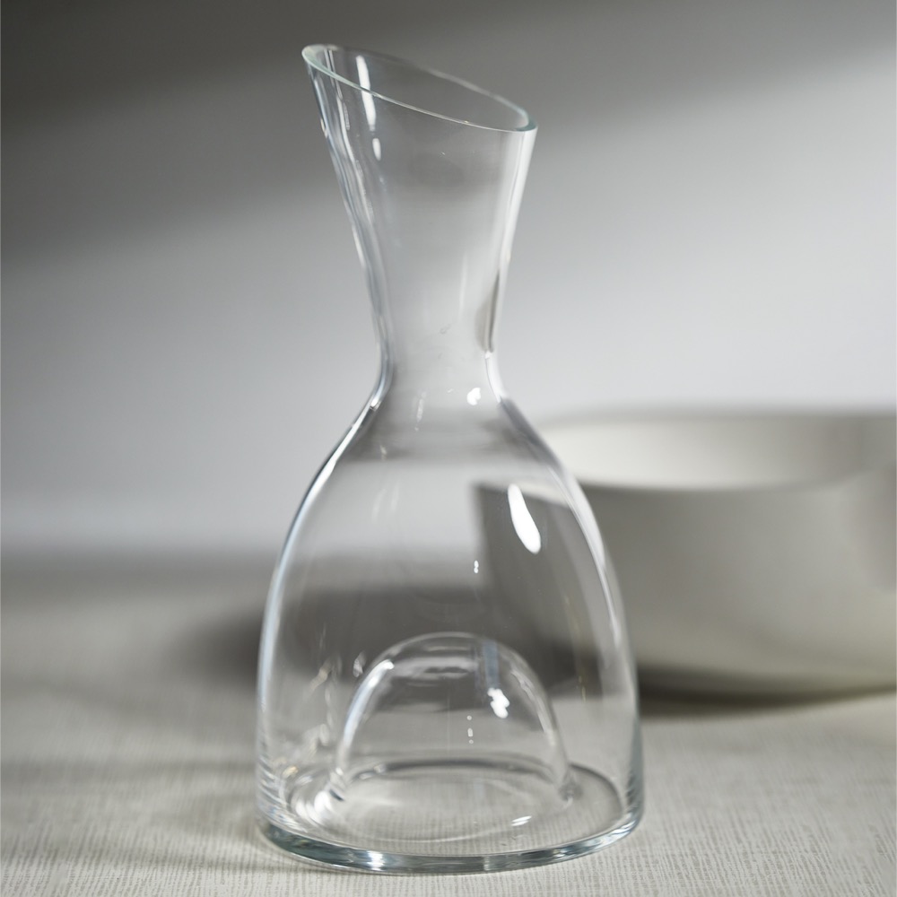 Menu Wine Breather Carafe, 48 oz, Clear