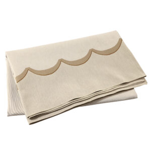 Tavola Natural Scalloped Tablecloth by VIETRI